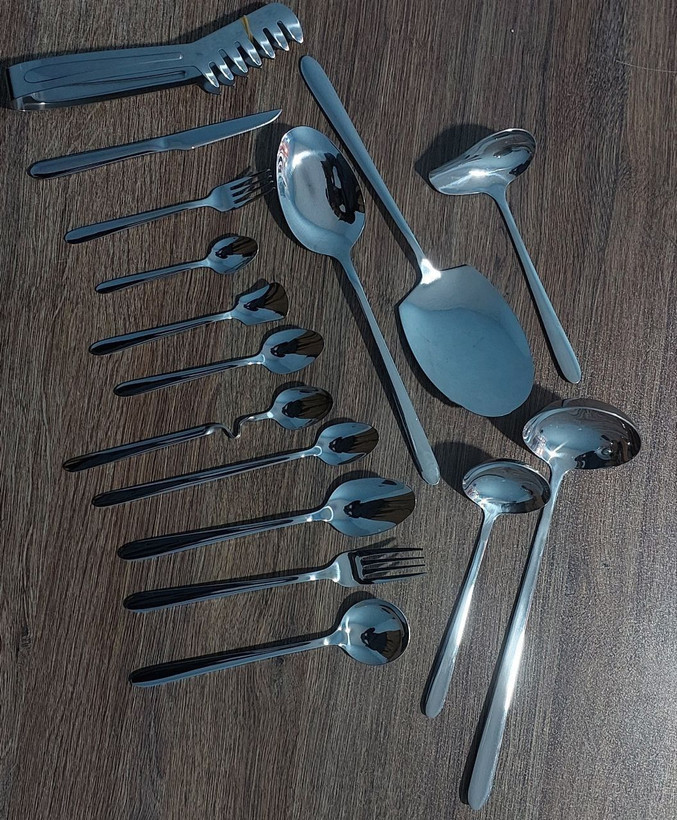 سرویس قاشق و چنگال جدید و شیک عروس ۲۴ نفره ۱۴۴ پارچه (6.3kg)برند یونیک آلمان