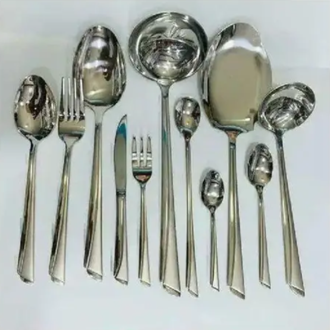 سرویس قاشق و چنگال جدید و شیک عروس ۲۴ نفره ۱۴۴ پارچه (6.3kg)برند یونیک آلمان